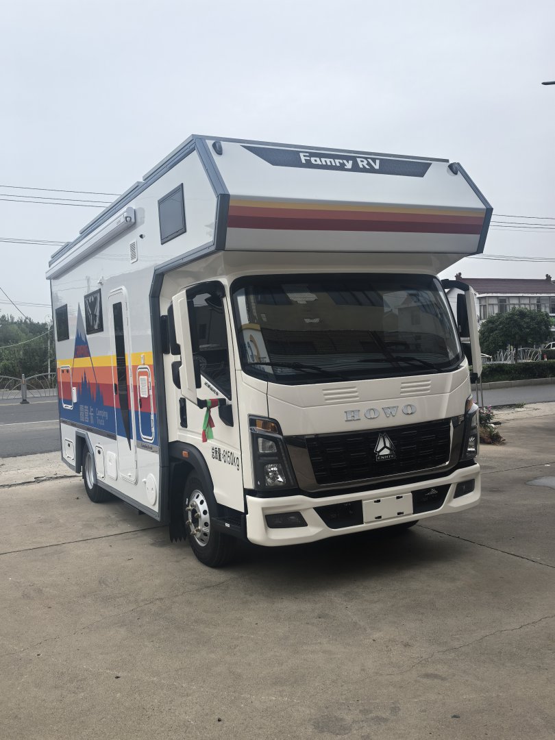 喜提新车，法美瑞房车